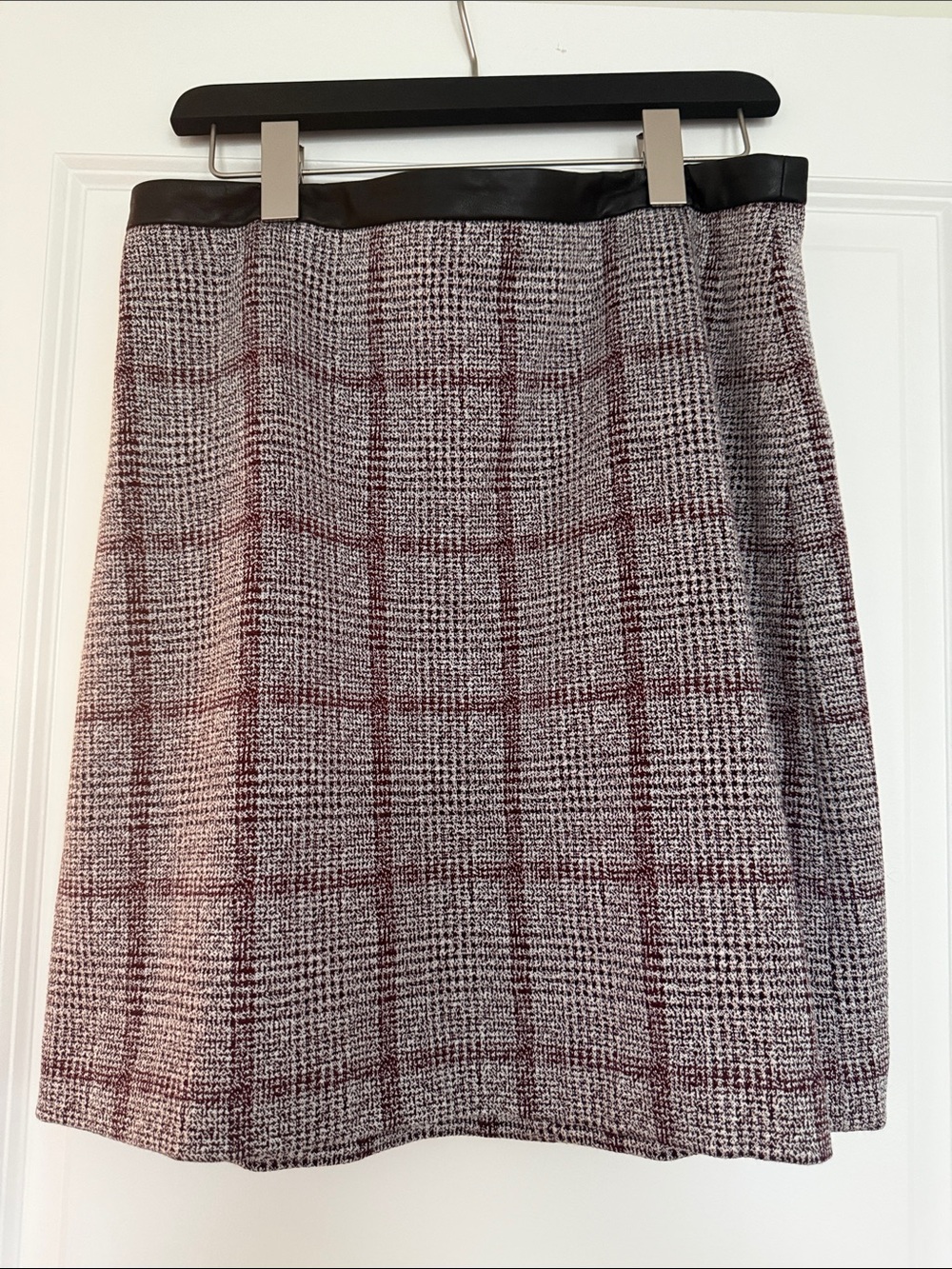 Plaid Tweed A-Line Skirt in Burgundy and Gray